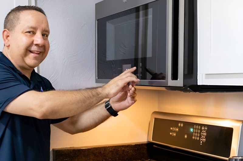 Buld-in Microwave Repair in Denver